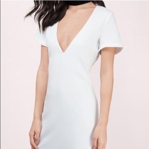 TOBI V Neck Short Sleeve Dress